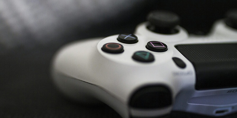 manette ps4 blanche